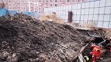 吉林白城一施工工地突发坍塌一工人被埋 被救出时仍有生命体征
