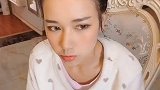 结婚后亲妈对待我就像捡来的，女婿才是亲生的