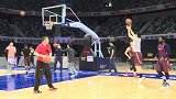 CBA-1617赛季-深圳队赛前中圈投篮手感火热  回主场背水一战做好准备-新闻