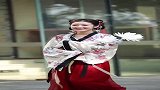 杭州街拍：穿汉服的小姐姐笑容甜美，太有韵味了