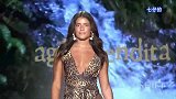 时装秀，时尚泳装走秀，完美的设计才能体现模特曼妙的身材