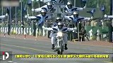 爆笑60秒丨印度阅兵摩托车占C位 叠罗汉大撒把压轴方阵看傻眼
