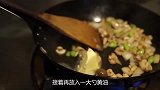 日本大厨现场做“高级”蛋包饭，小刀切开的瞬间，让你直咽口水！