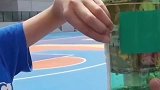 厉害了,小学老师带着学生用塑料瓶做二级火箭,还发射成功了