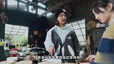 杨紫调皮吃货，拿走十根烤肠让奥特曼偿还，陈赫李诞无形被坑！