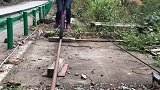 极限特技练功不易，路过的点下爱心！