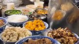 开封特色美食小吃，鸡血汤！