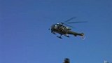 瑞士空军云雀直升机表演空中救援