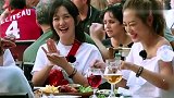 谢娜不停地唠叨程莉莎，应采儿更加嘲笑，程莉莎都捂脸了