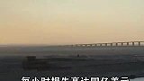 日本货轮在运河搁浅，一小时损失多少钱？