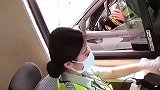 突如其来的谐音梗，逗笑了所有人