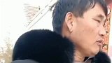 大衣哥面对粉丝的抱怨不急不躁，还调侃道上俺那看看去吧领导！