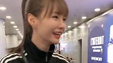 沈梦辰和路人合影真的好美啊！超级喜欢她的！