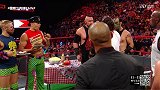 WWE-18年-RAW第1305期：烤肉大会演变食物大战 双打组合互争冠军挑战权-花絮