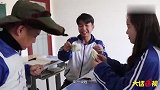 搞笑剧：阿宝只有7秒的记忆，竟把长寿面做成了黑暗料理，太逗了
