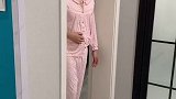 本来起来想和老婆撒娇，秀恩爱，结果好尴尬尴尬 男人撒娇