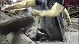这是在出水泥吗