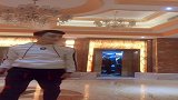 刚刚准备跳，老板上来了