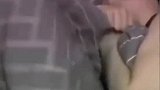 女朋友中了化学武器，渐渐的失去了挣扎