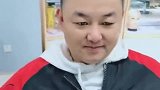 论发型的重要性，摘下假发是和尚，戴上假发秒变富豪