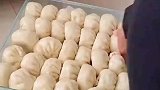 婆婆给儿媳做320个包子当早餐，国民好婆婆
