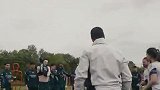 皮雷造访阿森纳训练基地 主帅球员列队欢迎