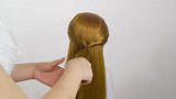 40岁的长发女人必学，这样扎披肩发，优雅时尚