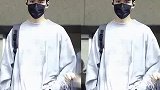 不愧是龚俊！随便拍随便穿都像在走秀，行走的衣架子本人吧？