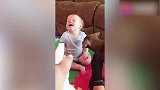 国外搞笑系列，小宝宝闹起来也太可爱了