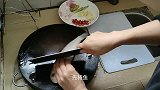 红烧马头鱼：一定要煎至焦黄才够味，一个人吃一条就够了