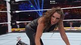 WWE-18年-经典时刻：布瑞·贝拉开启布瑞模式暴打史黛芙妮-精华