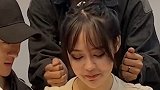 视镜要求：当你认真学习被人打扰时 朵然万人迷  女王上场出色大赏