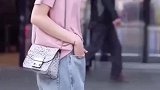 成都好看的女孩子是不是都爱笑，街拍穿搭