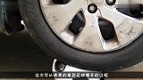 用汽车碾压一个大西瓜，你猜结果会怎样睁大眼睛看仔细