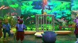闪天下：狂欢节继续，院长告诫不要轻信他人，引以为戒