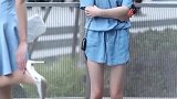 小姐姐这个表情非常真实了，嫉妒使女孩可爱！