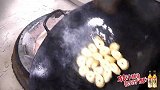 厨师长教你做全家福，食材丰富，火腿、鱼圆、黑木耳应有尽有