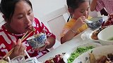 胖妹过节好丰盛，连女儿都吃撑了，这道菜简直是节日里的灵魂