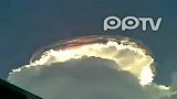 热点播报-20120228-俄天空现壮观发光荚状云