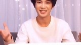 黄明昊 拍个更野的 会有好几个女主 呵 成年了就是不一样哦！