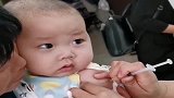 儿子你不是来搞笑的吧为什么每次都是打完预防针才哭