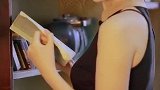 谢谢你给了我一个努力工作的理由了，答应我别急着嫁人哦