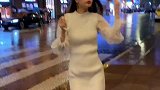 也许你们的男票正在一边回你消息一边在看别的小姐姐