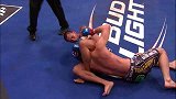 UFC-15年-本周最佳降服：佩提斯绝境重生 断头台逆转罗勒 （3月2日）-精华