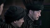 女寨主想把小伙留在山寨，下面有些人却不高兴了