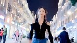 街拍成都的小姐姐真漂亮，这舞蹈更是迷人