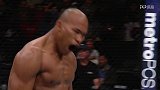 UFC-18年-UFC on FOX 27综述：索萨首回合高扫加重拳再KO伯恩森-新闻