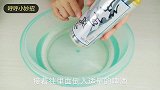 头上白发别急着染，教你乌发小妙招，成本低效果好
