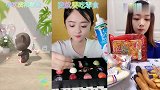 美女直播吃星空糖、美味虾条，各种口味任意选，是我向往的生活！