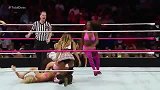 WWE-14年-RAW第1116期：女郎团队赛布里贝拉一击制胜-花絮
